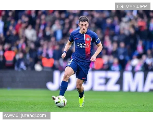 梅开二度！法兰克福前锋助球队取得重要胜利